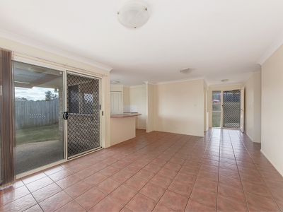 4 Nuala Street, Yamanto