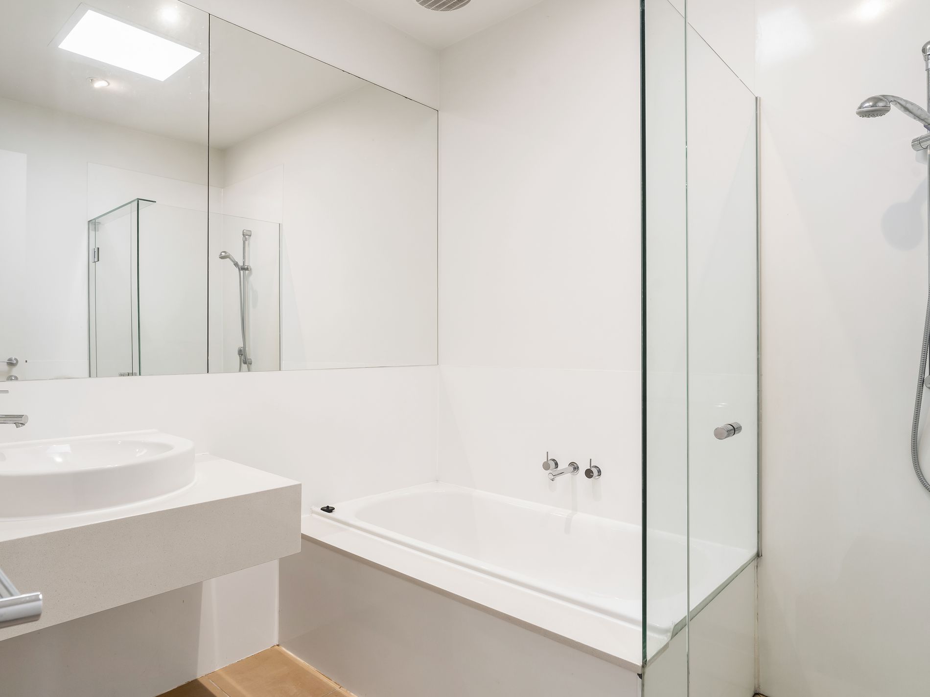 2 / 2A Peel St, Newport