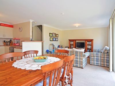 2 / 3 Tammar Place, Blackbutt