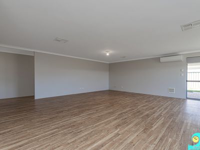 24 Blackwood Meander, Yanchep