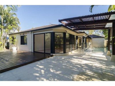 16 Dun Street, Tewantin
