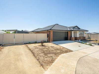 9 Iluka Drive, Shepparton North