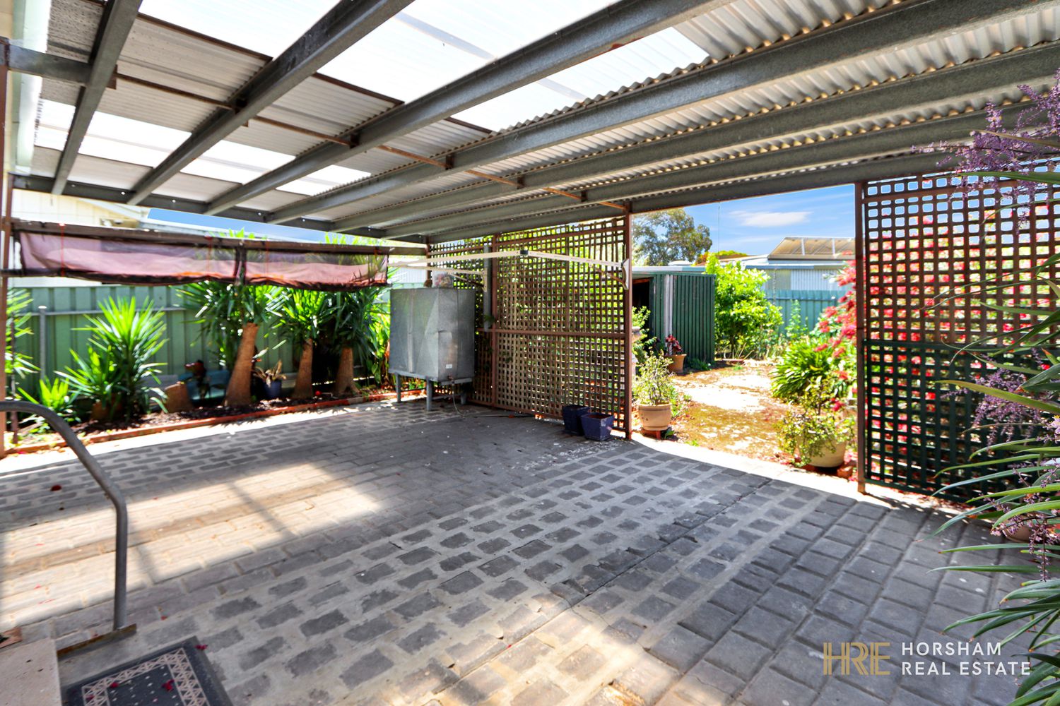 20 Felstead Avenue, Horsham
