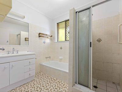 18 Sidney Street, North Toowoomba