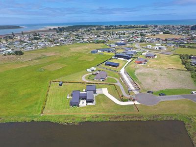 16 Carex Grove, Foxton Beach