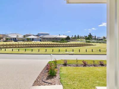 50 Bloomfield Parkway , Baldivis