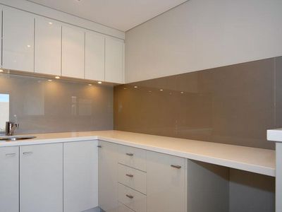 4/8 Sorrento Street, North Beach