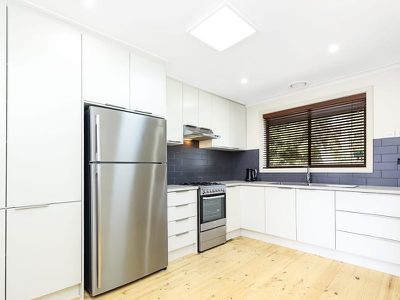 1 / 16 Callander Road, Pascoe Vale