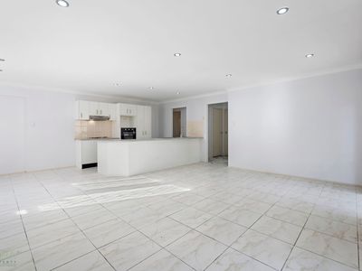 32 Acropolis Avenue, Rooty Hill