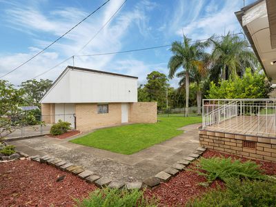 15 Lamorna Street, Rochedale South