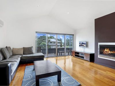 2 / 6 Muneela Avenue, Hawks Nest