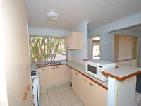21  2 St Kevins Avenue, Benowa