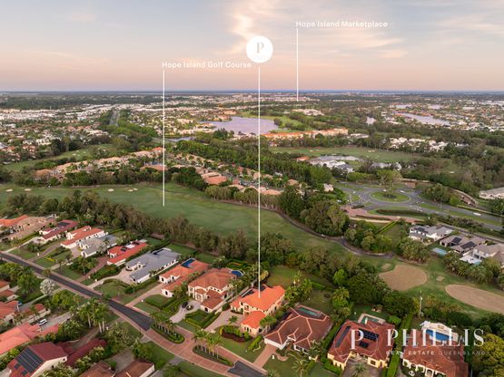 3166 Riverleigh Drive, Hope Island