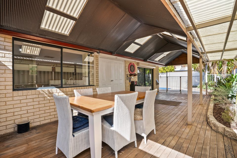 25 Seawind Drive, Rockingham