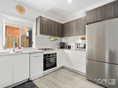 2 / 31 Adelaide Street, Oxley Park