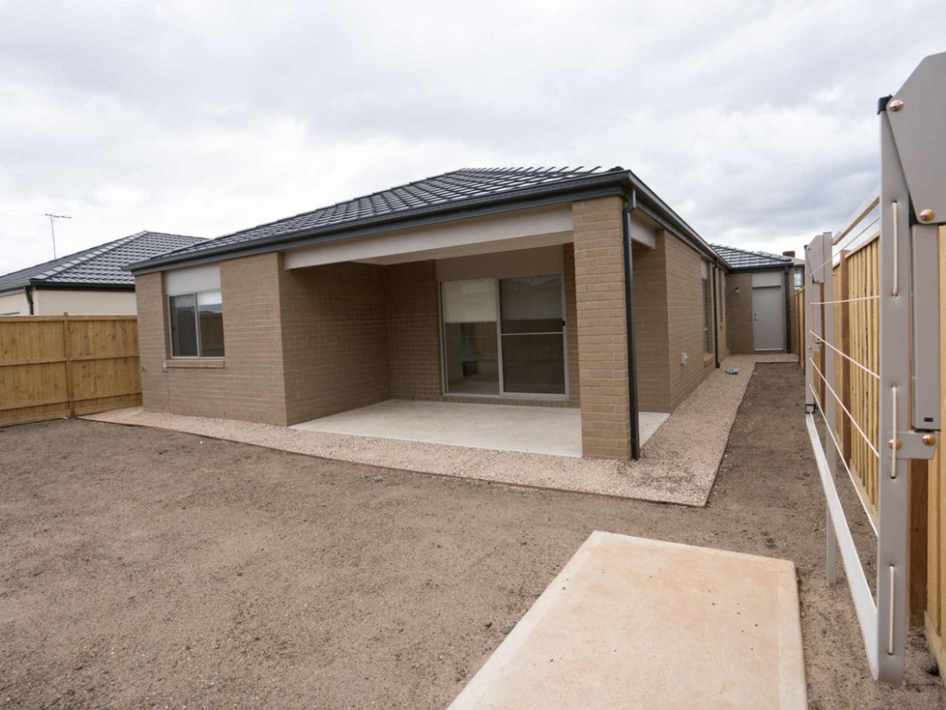 13 Highbury Road, Werribee