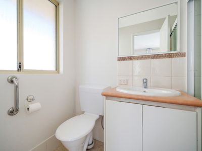 4 / 3 Cottrill Street, Alfred Cove