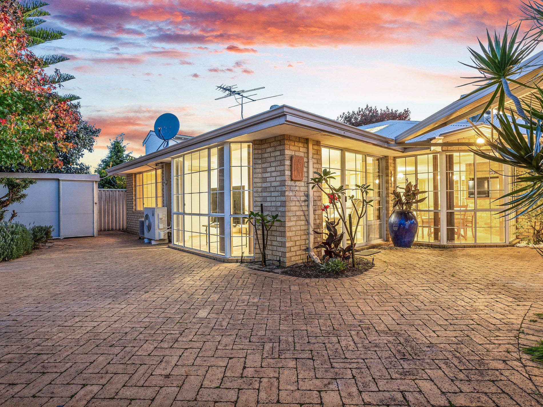 62 Kingsmill Gardens, Winthrop
