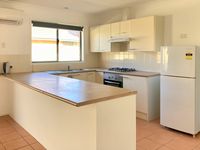 3 Leonardo Circuit, Coombabah