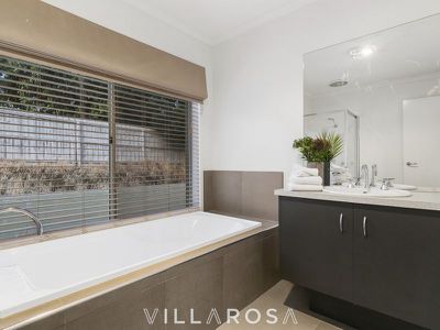 20 Knollbrook Close, Highton