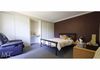 152 Sampson Street, Orange