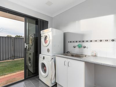 6 Pyrenees Parkway, Baldivis