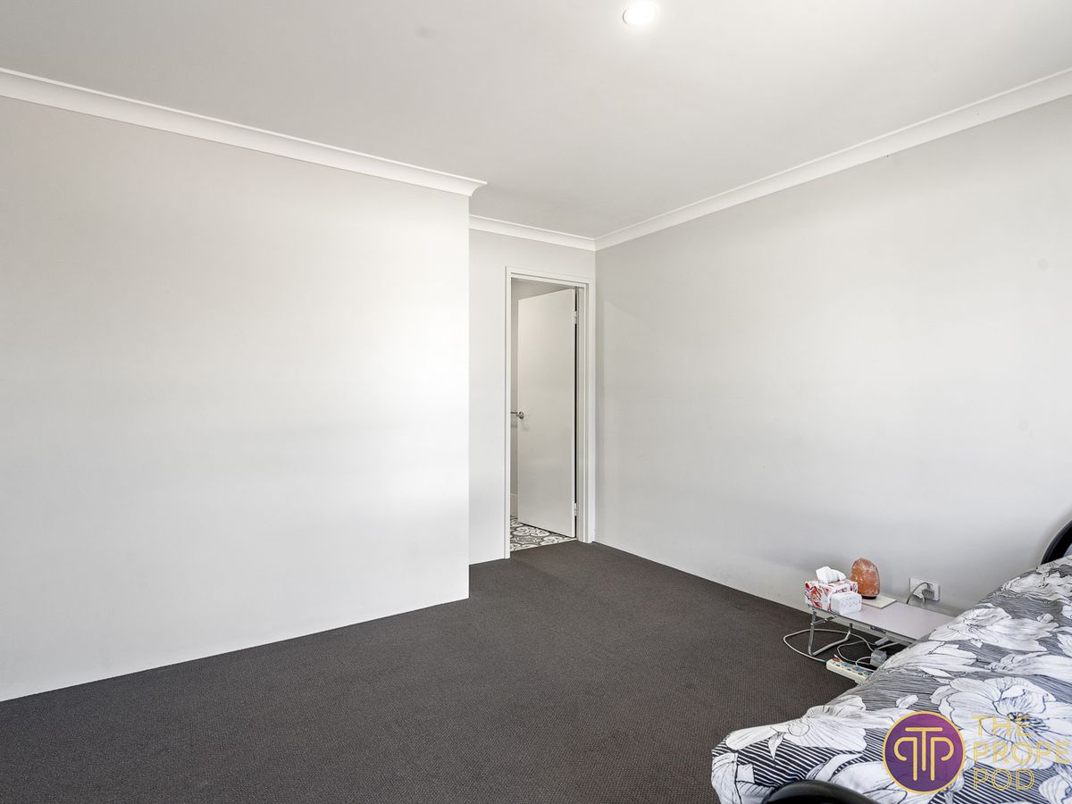 12 Anzac Crescent, Byford