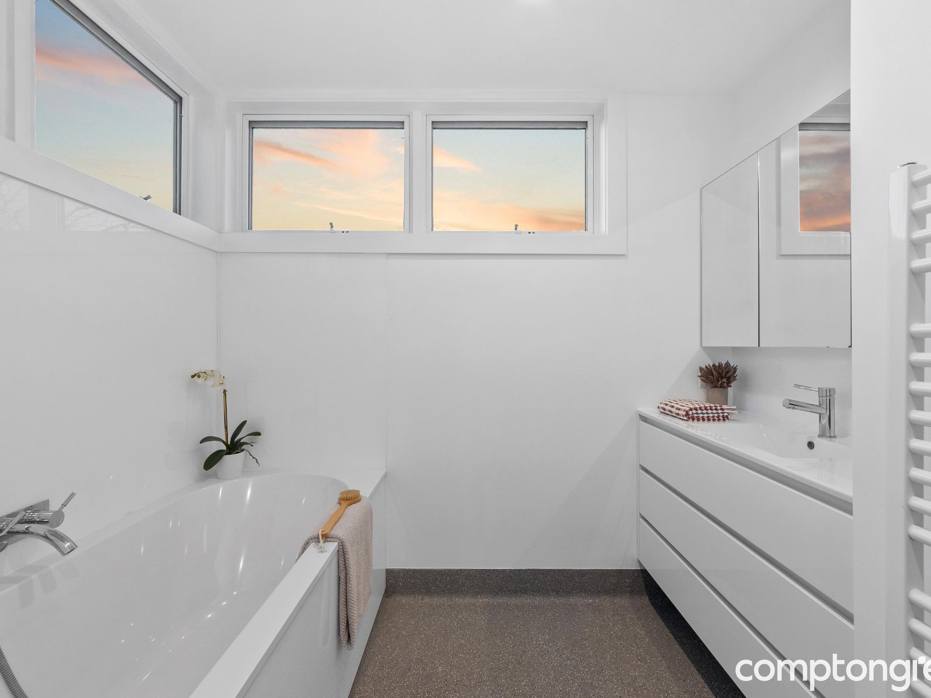 44 Railway Place, Williamstown