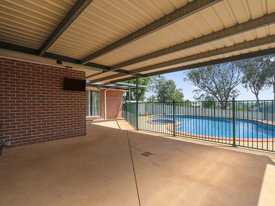 19 Elmslie Cct, West Wodonga