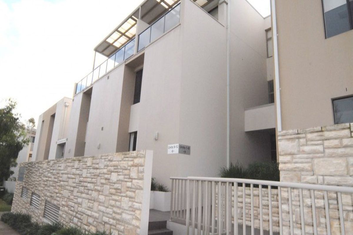 1 / 81 Bertram Street, Mortlake