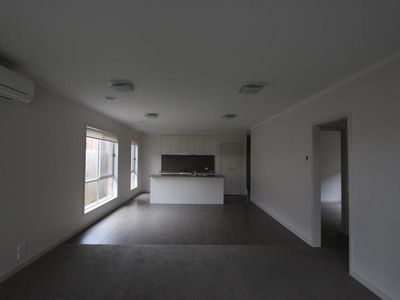 10 Beekeeper Road, Armstrong Creek