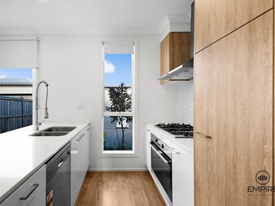 12 Portobello Boulevard, Clyde North