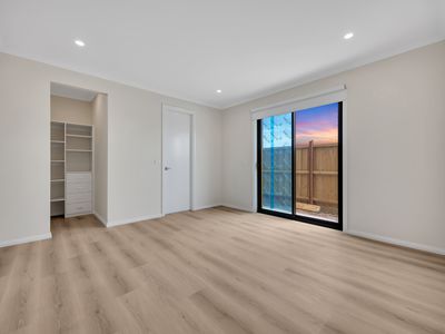 69 Bluebottle Parade, Rockbank