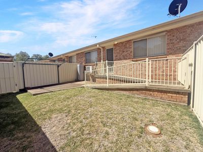 4 / 22 Farrand Street, Forbes