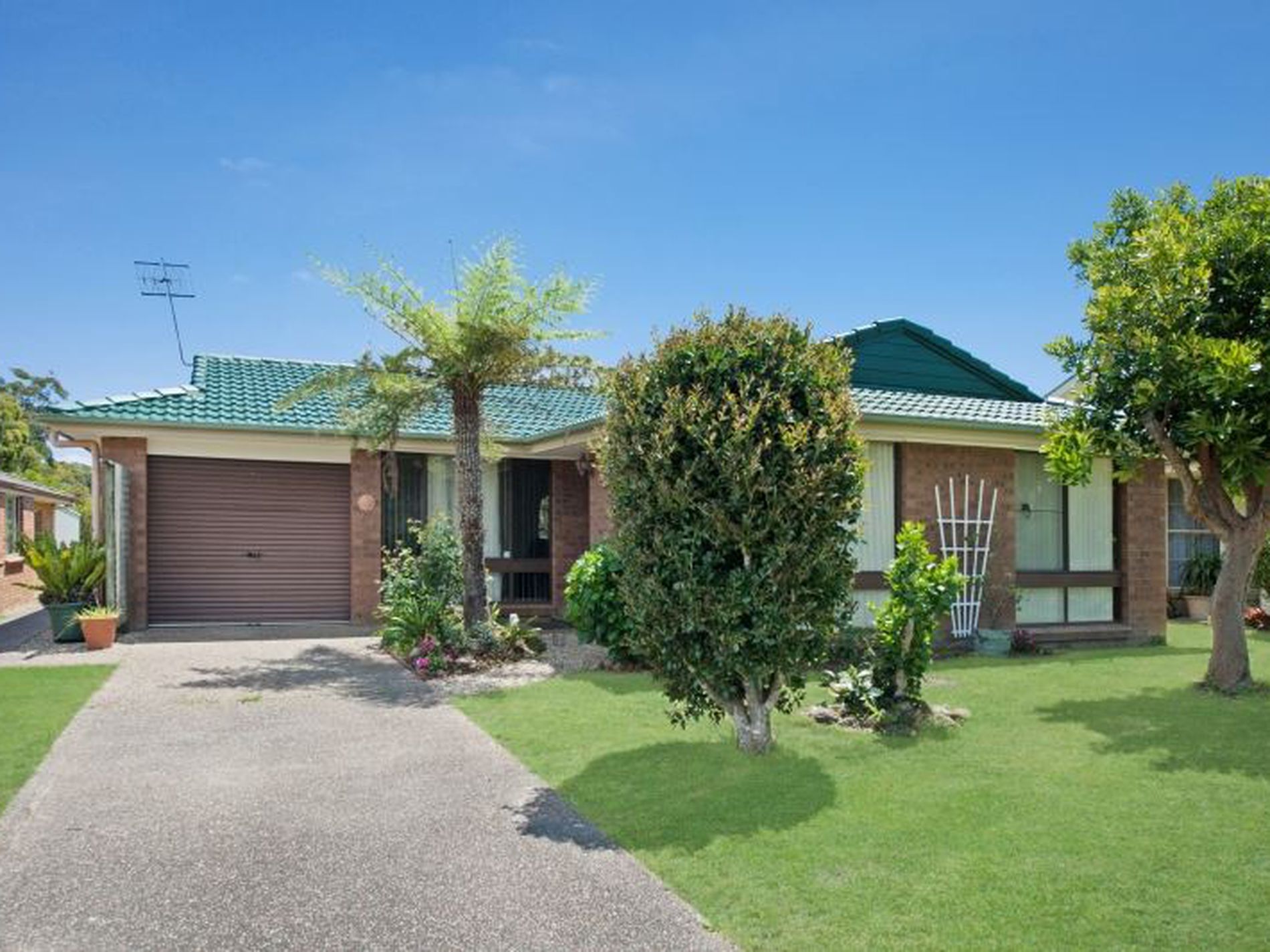 81 Cornfield Parade, Fishermans Paradise
