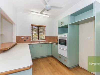 23 Perroux Street, Gulliver