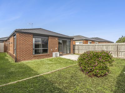 24 Corella Road, Armstrong Creek