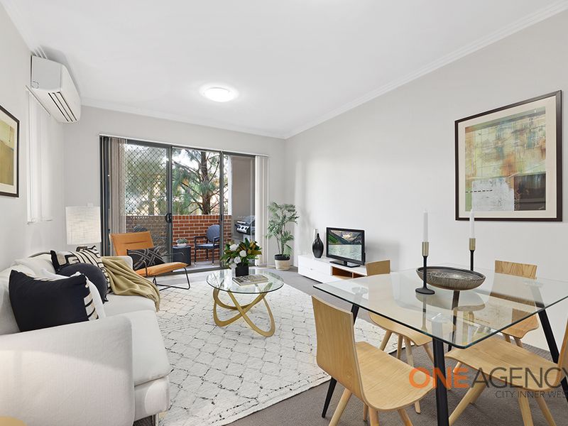 212 / 354 Church Street, Parramatta