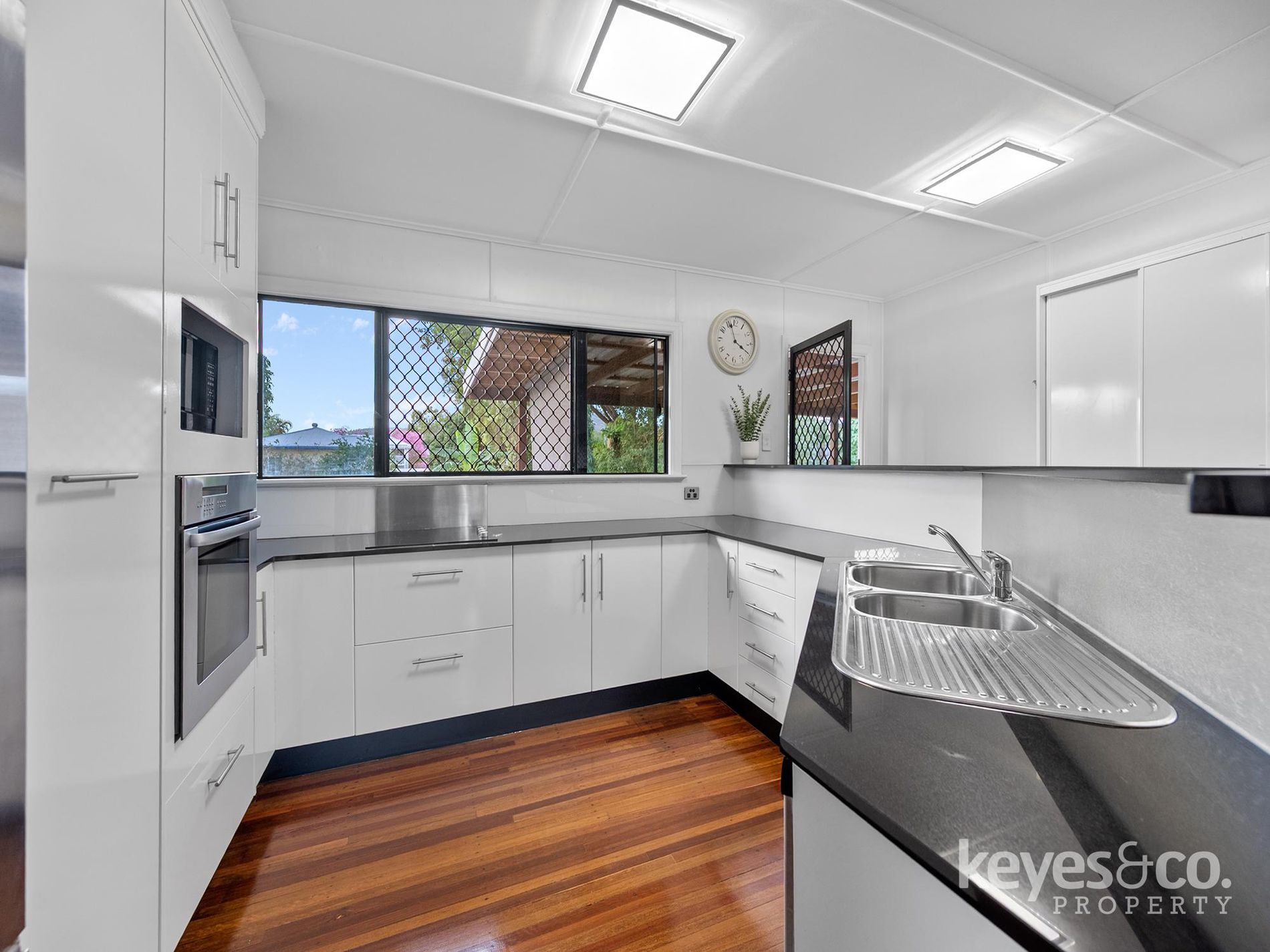 19 Surrey Street, Hyde Park