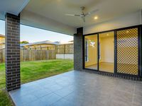 15 Hideaway Street, Pallara