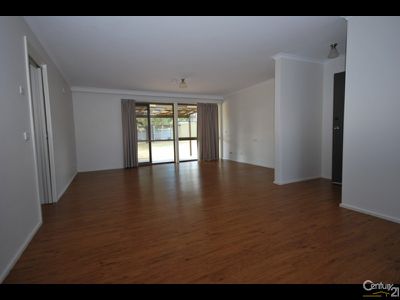 2  Squadron Close, Dubbo