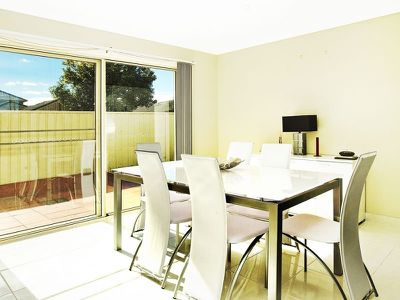 1 / 20 Station Street, Dapto
