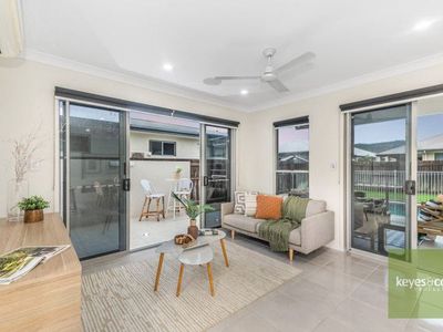 34 Harkness Parade, Idalia
