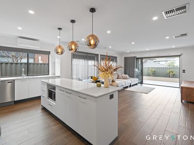5 Nebula Court, Fraser Rise