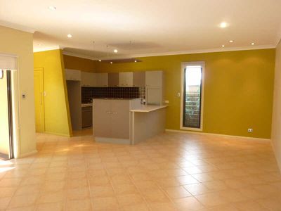 4 / 30 - 32 WALLIS STREET, Forster