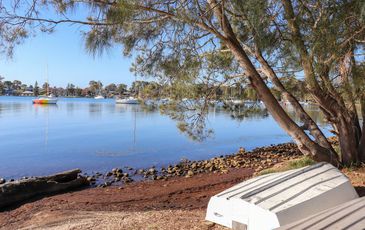 24 Ginganup, Summerland Point