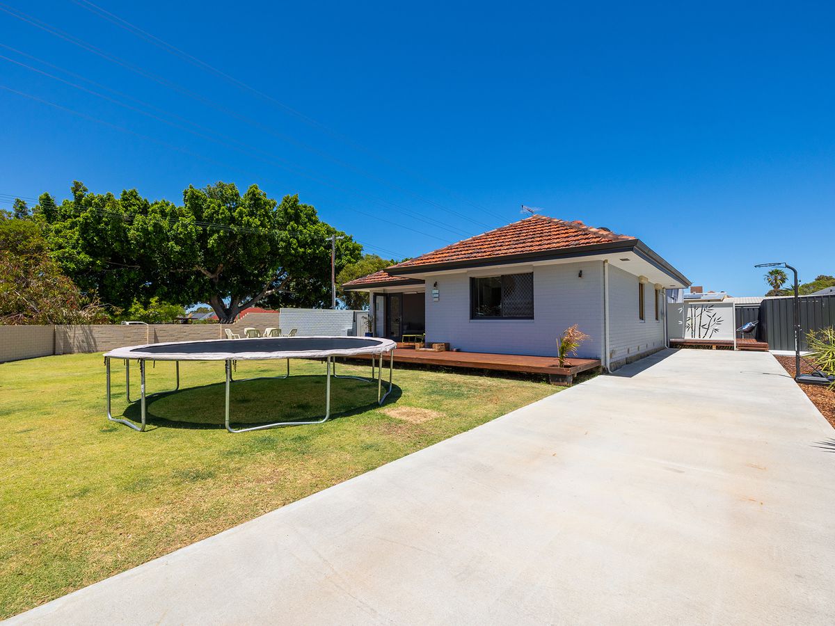 27 Thorsager Street, Coolbellup
