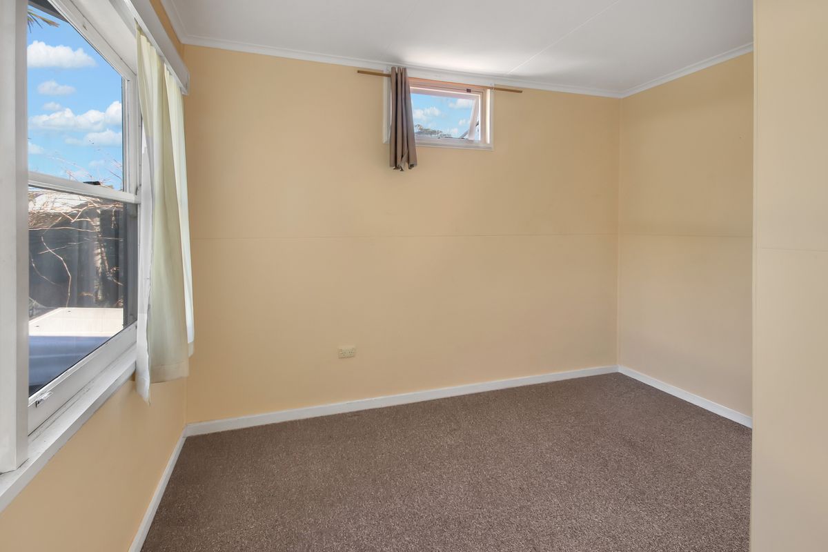 5 Field Street, Narooma