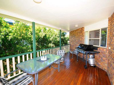 11 FAYE AVENUE, Scarness