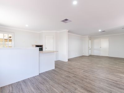 27 Impressions Way, Singleton